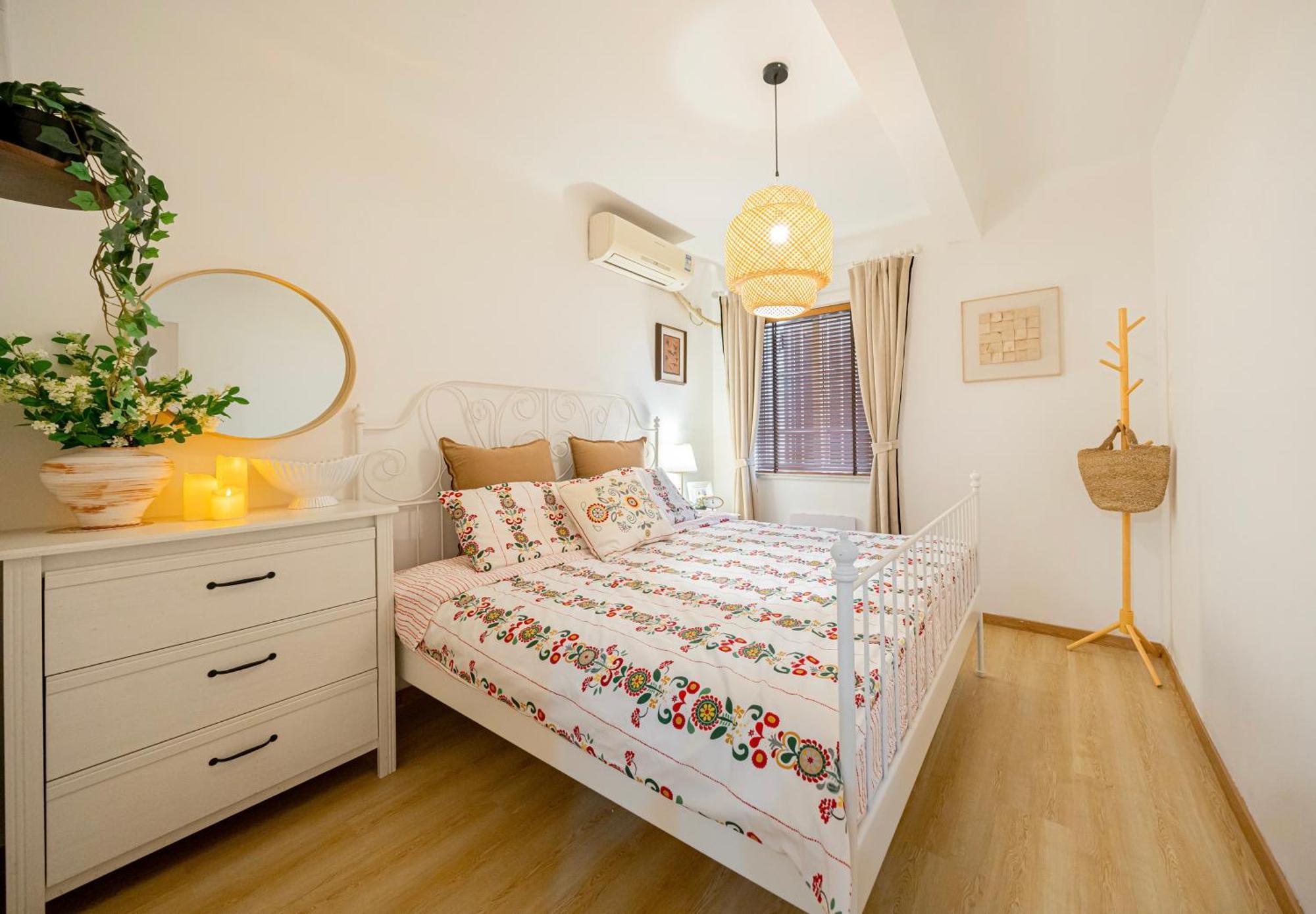 Hills & Well-time Woodland 3 Bedrooms Close To Photospot Wukang Mansion Shanghai